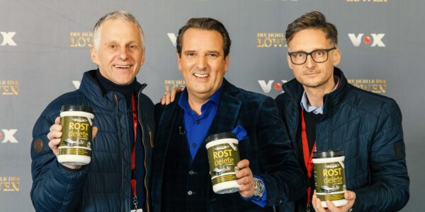 Robert Lehmkuhl, Ralf Dümmel und Frank Lehmkuhl mit ROSTdelete am Set von 