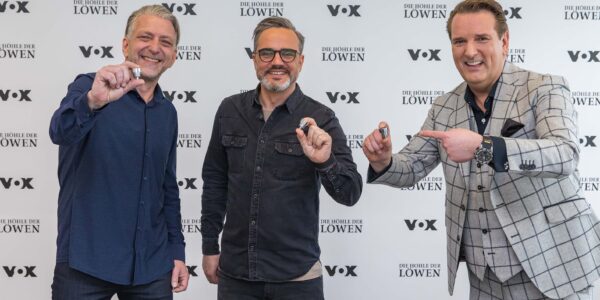 Karsten Gaedke, Alexander Schulze und Ralf Dümmel mit puregreen am Set von 